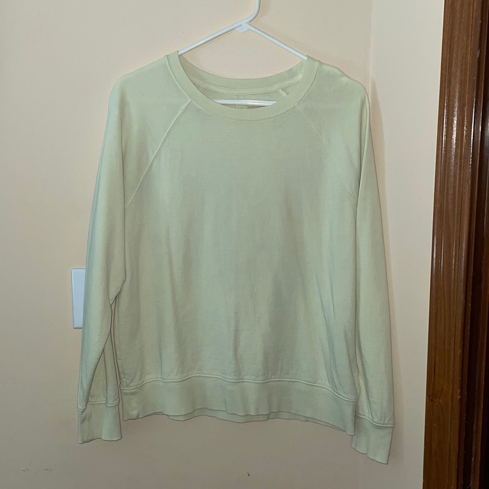 Athleta light crewneck
